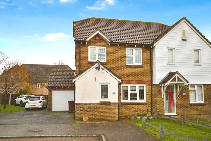 3 Bedroom Semi-Detached House To Rent In Grandsire Gardens, Hoo, Rochester, Kent, ME3