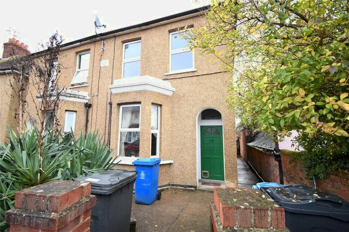 1 Bedroom Maisonette To Rent In North Town Road, Maidenhead, Berkshire, SL6