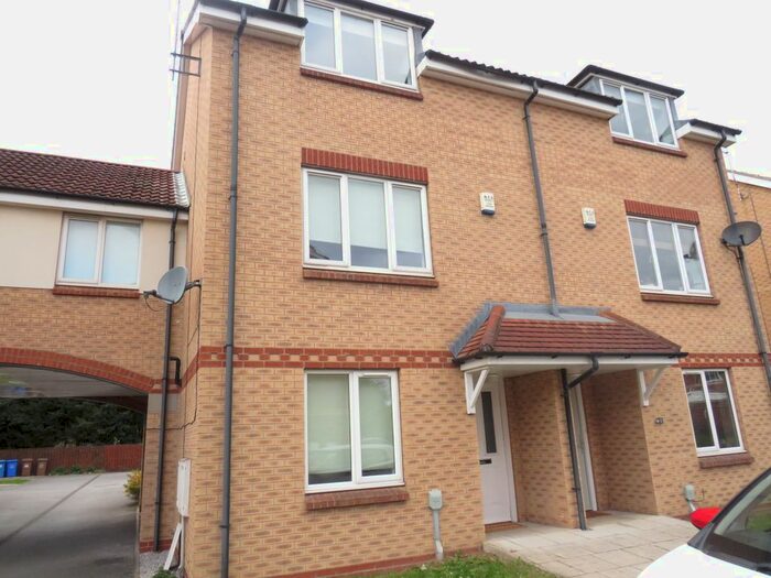 5 Bedroom Property To Rent In Merchant Way, Cottingham, HU16