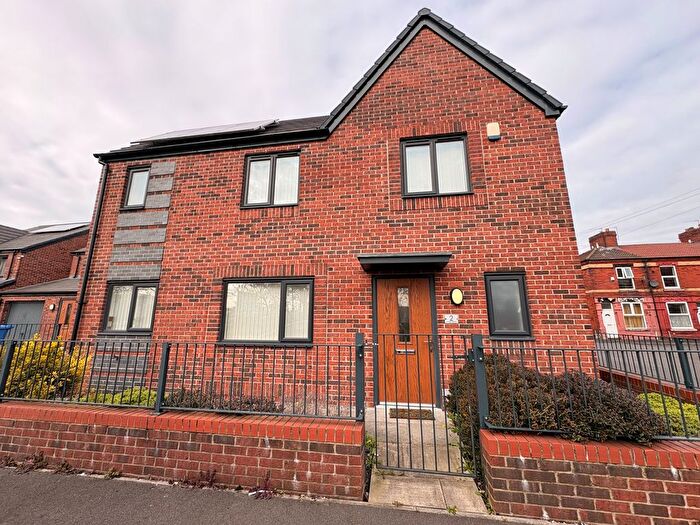 3 Bedroom Detached House To Rent In Aviary Road, Manchester, M12