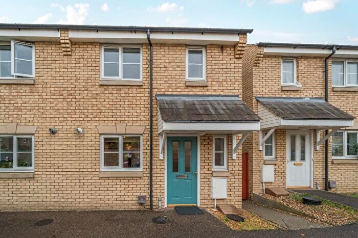 2 Bedroom Semi-Detached House For Sale In Wellbrook Way, Cambridge, Cambridgeshire, CB3