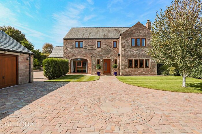 4 Bedroom Property For Sale In Bores Meadow, Standish, Wigan, WN1