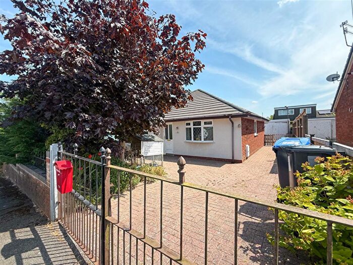 3 Bedroom Detached Bungalow For Sale In Birch Avenue, Knypersley, ST8