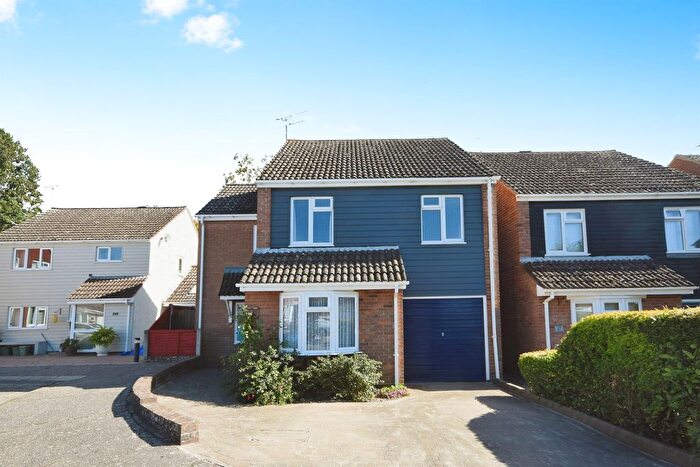 4 Bedroom Detached House For Sale In The Willows, Boreham, Chelmsford, CM3