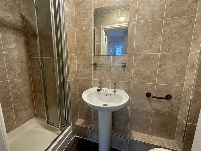 Studio To Rent In Arundel Road, Croydon, CR0