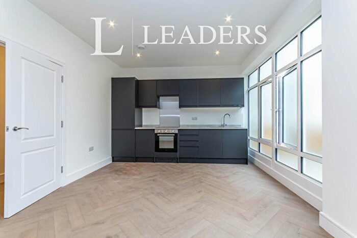 1 Bedroom Apartment To Rent In High Street, CR0