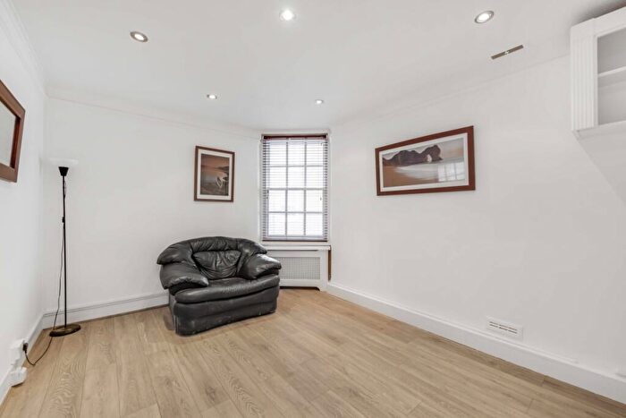 1 Bedroom Flat To Rent In Scott Ellis Gardens, St Johns Wood, London, NW8