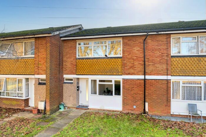 4 Bedroom Terraced House For Sale In Beechtree Avenue, Englefield Green, TW20