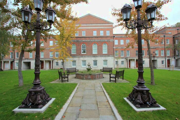 1 Bedroom Apartment To Rent In Queen Anne Terrace, Wapping, London, E1W