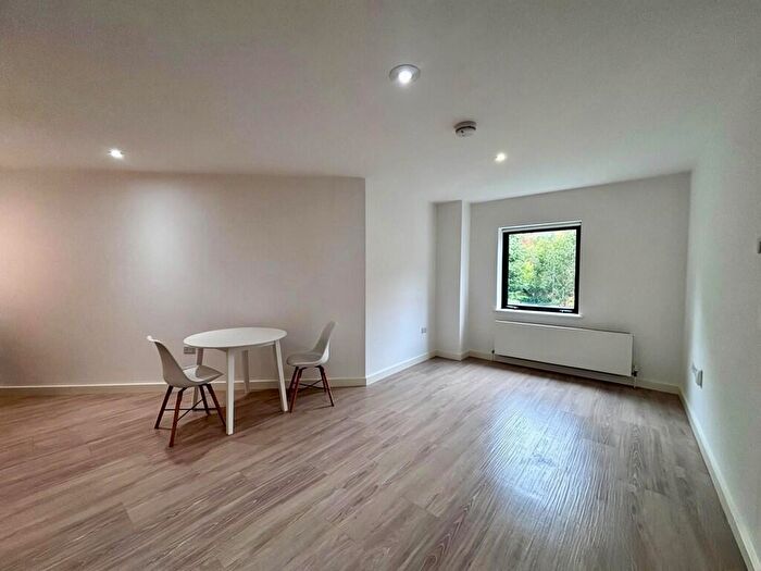 1 Bedroom Apartment To Rent In Pembroke House, Exeter, EX1