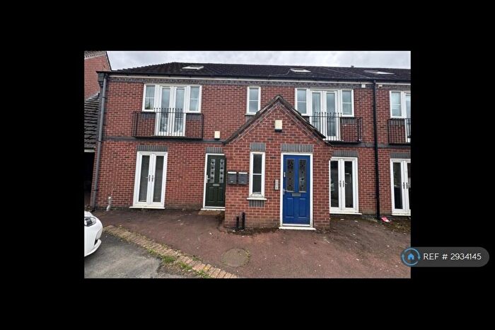 2 Bedroom Flat To Rent In The Courtyard, Newcastle, ST5