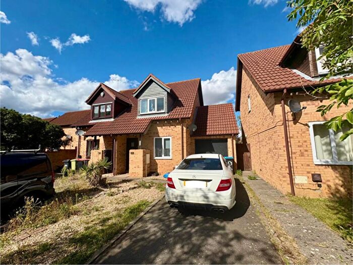 2 Bedroom Semi-Detached House To Rent In Gaddesden Crescent, Wavendon Gate, Milton Keynes, MK7
