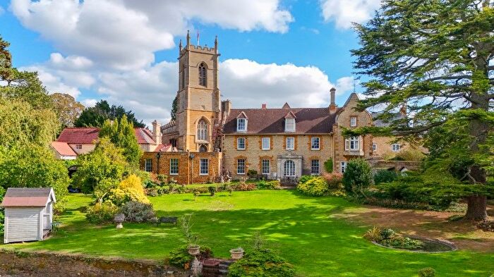 6 Bedroom Detached House For Sale In Church Way, Grendon, Northampton, Northamptonshire, NN7