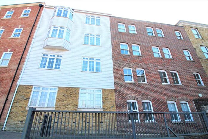 1 Bedroom Apartment To Rent In Thames View Court, High Street, Gravesend, Kent, DA11