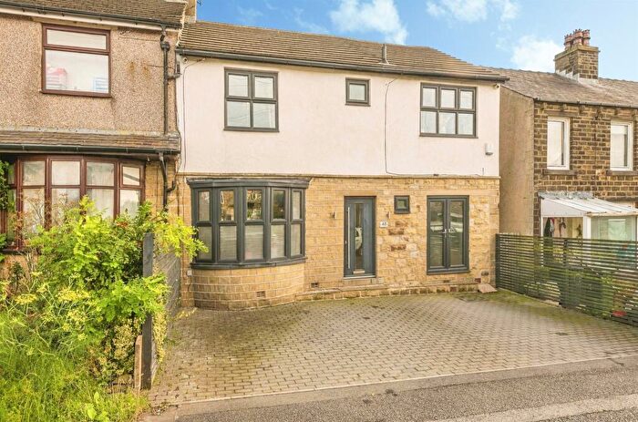 4 Bedroom End Of Terrace House For Sale In Crosland Hill Road, Crosland Moor, Huddersfield, HD4