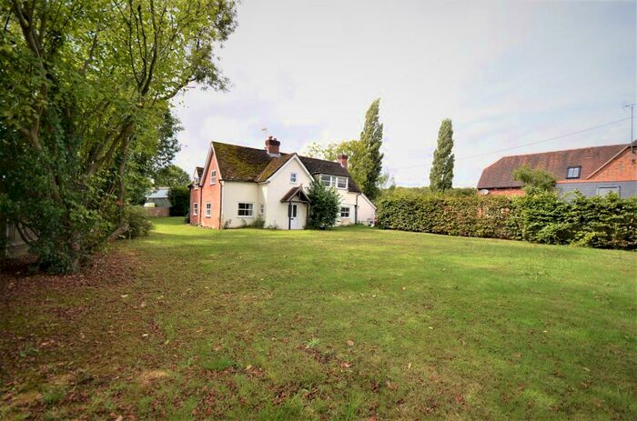 3 Bedroom Detached House To Rent In Bullers Farm, Baughurst, RG26