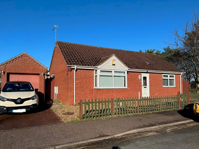 2 Bedroom Detached Bungalow To Rent In Mill Lane, Bradwell, Great Yarmouth, NR31
