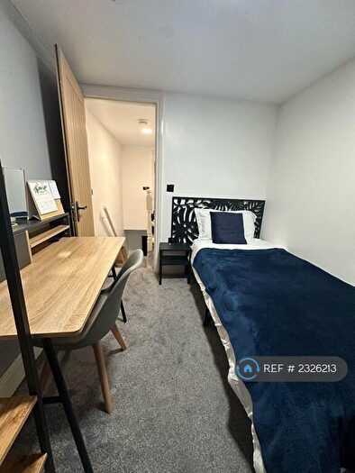 2 Bedroom Terraced House To Rent In Elm Park Road, Reading, RG30