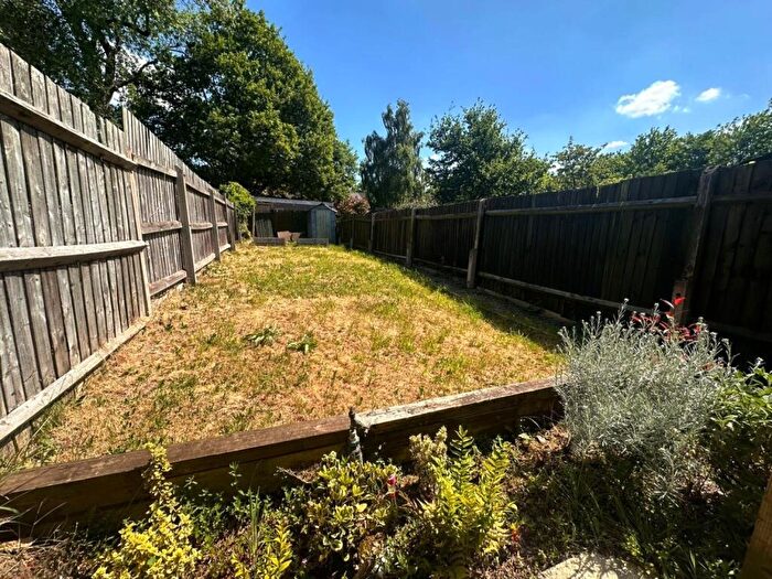 2 Bedroom End Of Terrace House To Rent In Gravelly Lane, Birmingham, West Midlands, B23