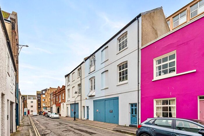 3 Bedroom Terraced House For Sale In Foundry Street, Brighton, BN1