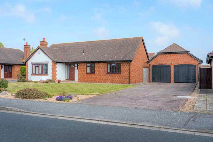 3 Bedroom Detached Bungalow To Rent In The Ridings, Chestfield, Whitstable, CT5