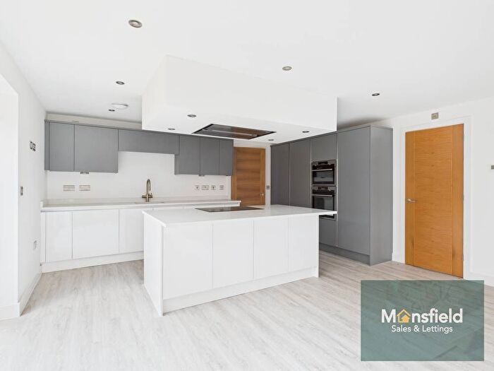 4 Bedroom Detached House For Sale In Sorchestun Lane, Chellaston, Derbyshire, DE73