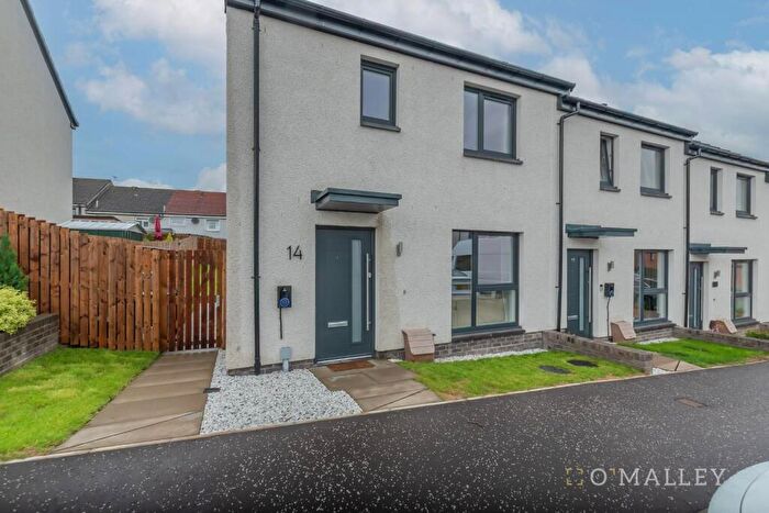 3 Bedroom End Of Terrace House To Rent In Old College View, Sauchie, FK10