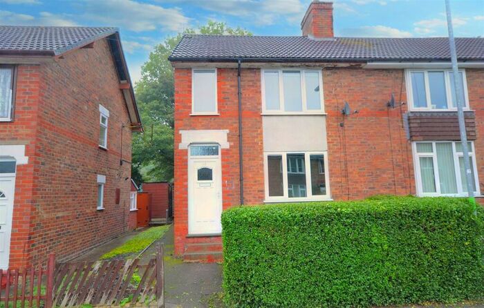 2 Bedroom End Of Terrace House To Rent In Princes Street, Stone, ST15