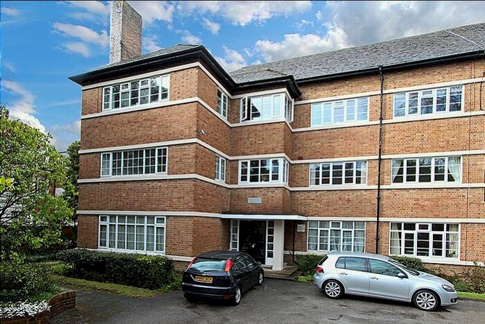 2 Bedroom Flat To Rent In Compton Road, Wolverhampton, WV3