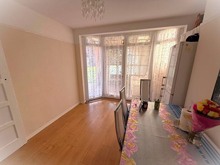 3 Bedroom Terraced House To Rent In Woodlands Road, Harrow, HA1