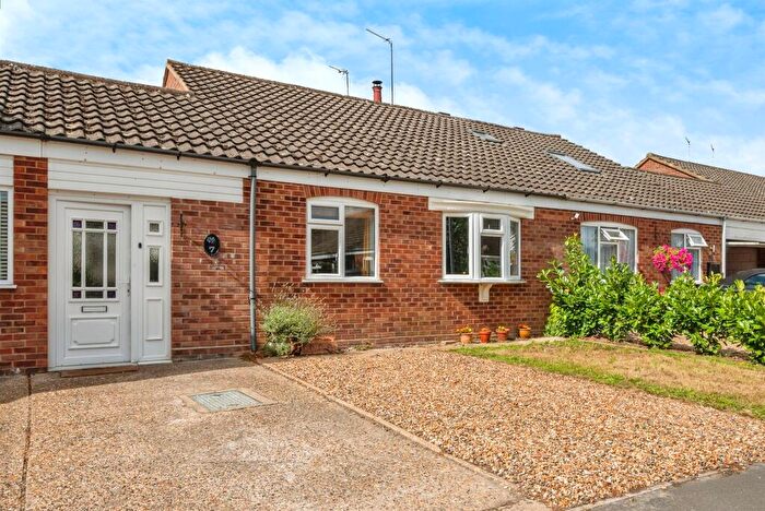 2 Bedroom Terraced Bungalow For Sale In Chapel Close, Reepham, Norwich, NR10