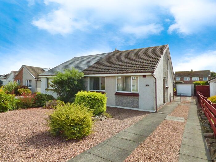 2 Bedroom Semi-Detached Bungalow For Sale In Morar Place, Kinross, KY13