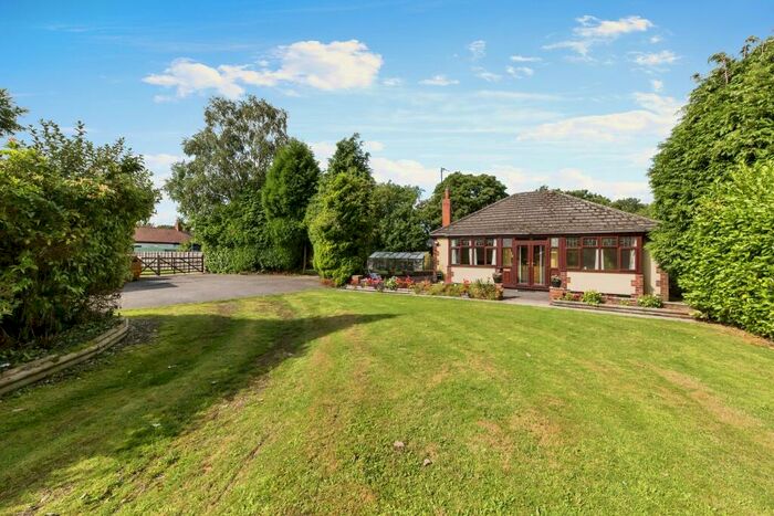 2 Bedroom Bungalow For Sale In New Road, Ackers Crossing, Moreton, Congleton, CW12