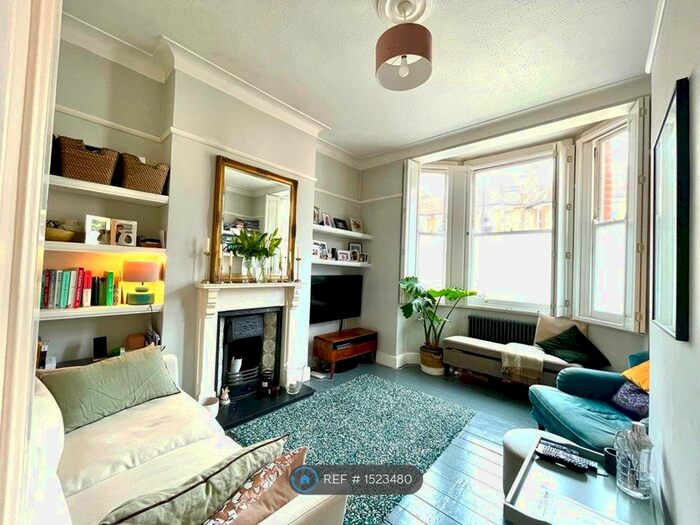 1 Bedroom Flat To Rent In Ground Floor, London, N8
