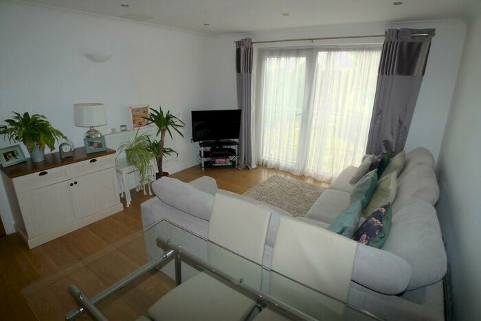 1 Bedroom Apartment To Rent In Maylands Drive, Sidcup, DA14