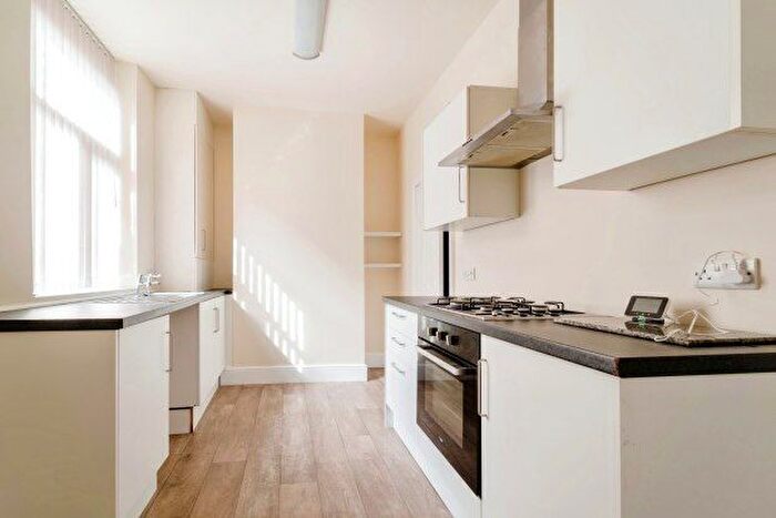 2 Bedroom Property To Rent In Henry Street, Colne, BB8