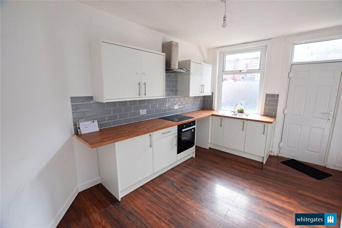3 Bedroom Terraced House To Rent In Cross Flatts Crescent, Leeds, West Yorkshire, LS11