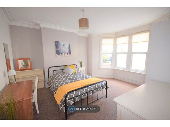 6 Bedroom Terraced House To Rent In Toronto Road, Bristol, BS7