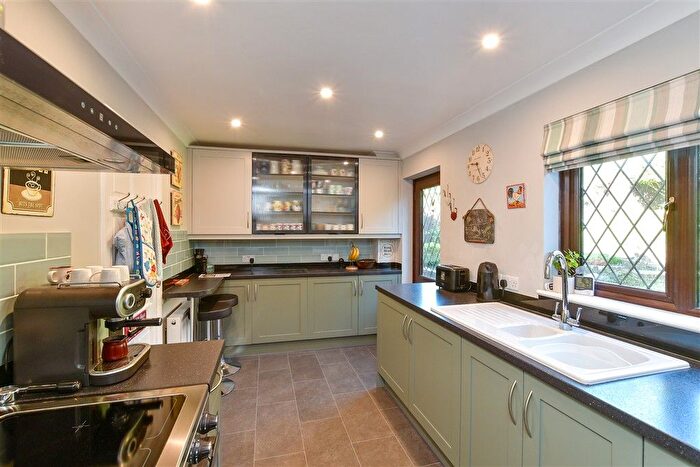 4 Bedroom Detached House For Sale In Britts Farm Road, Buxted, Nr Uckfield, East Sussex, TN22