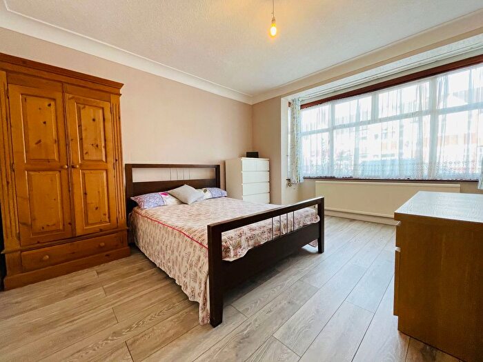 4 Bedroom Terraced House To Rent In Fishponds Road, Tooting Broadway, SW17