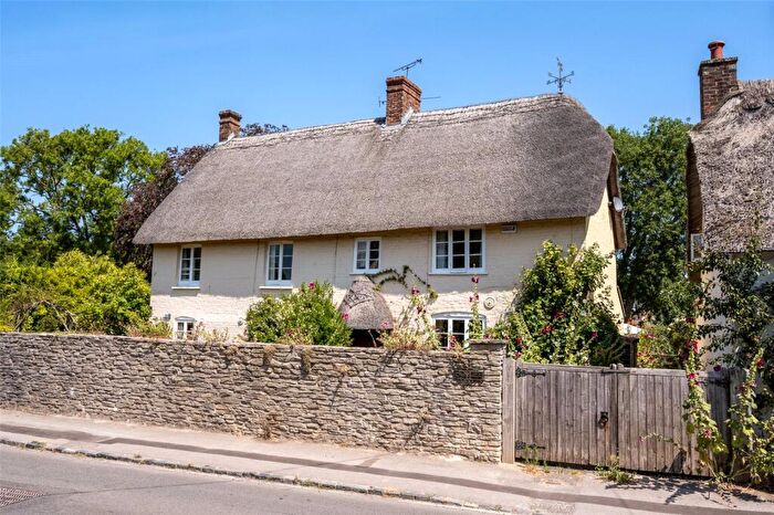 6 Bedroom Detached House For Sale In Blandford Road, Shillingstone, Blandford Forum, Dorset, DT11
