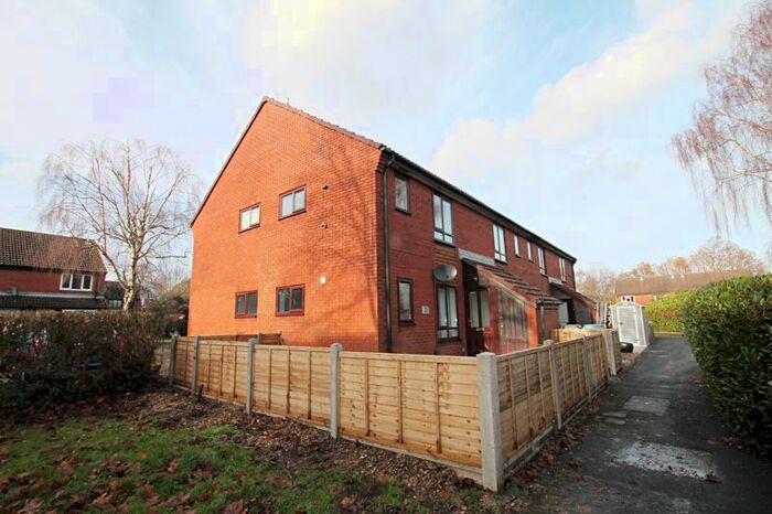 1 Bedroom Flat To Rent In Course Park Crescent, Fareham, PO14