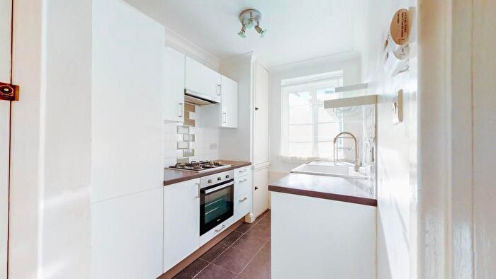 1 Bedroom Flat To Rent In Dibdin House, Maida Vale, London, W9