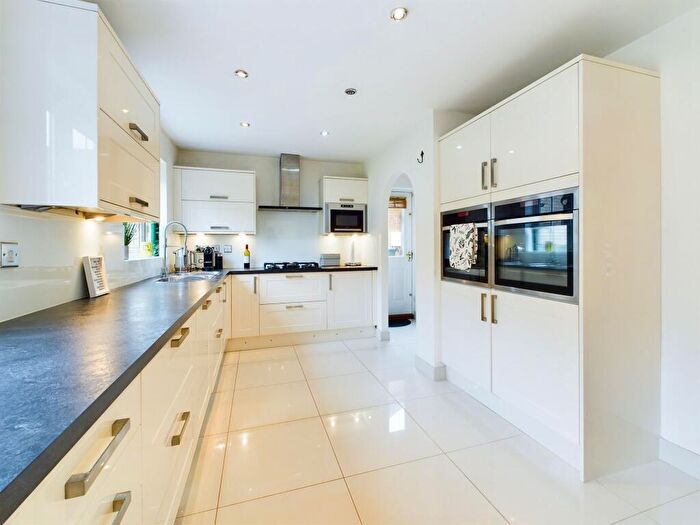4 Bedroom Detached House For Sale In Coulthard Close, Towcester, NN12