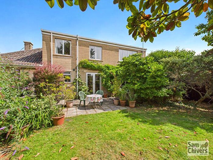 4 Bedroom Detached House For Sale In Sarabeth Drive, Tunley, BA2