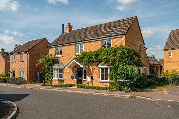 4 Bedroom Detached House For Sale In Hillfield Road, Oundle, Peterborough, Northamptonshire, PE8