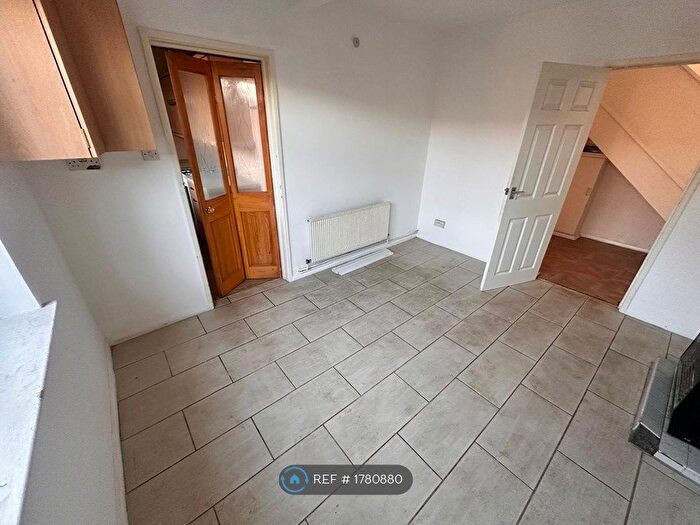 3 Bedroom Terraced House To Rent In Firs Road, Kingswinford, DY6