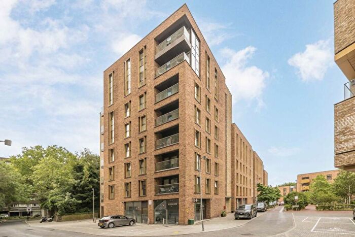 2 Bedroom Flat For Sale In Bailey Street, Surrey Quays, SE8