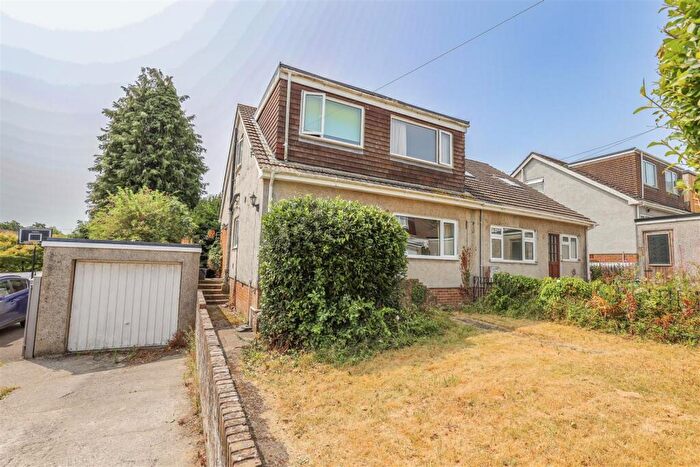 4 Bedroom Semi-Detached House For Sale In Wolfe Close, Cowbridge, Vale Of Glamorgan, CF71