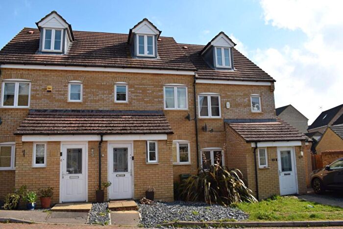 3 Bedroom Terraced House To Rent In Oberon Way, Oxley Park, Milton Keynes, MK4